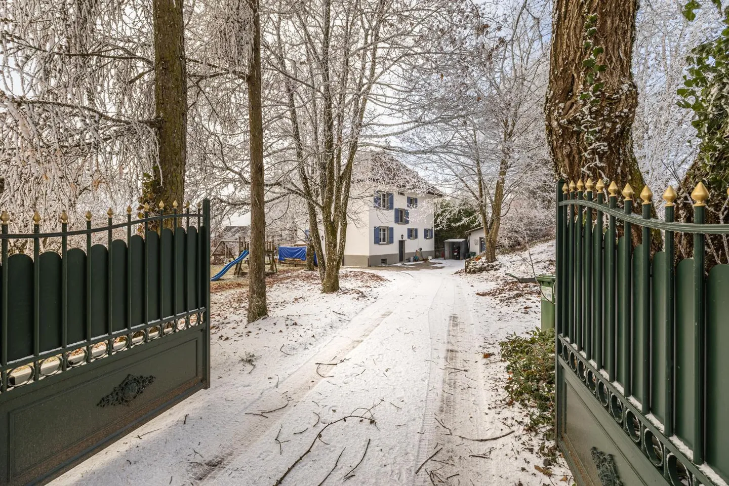 8.5 Room House - Photo 1 of 7