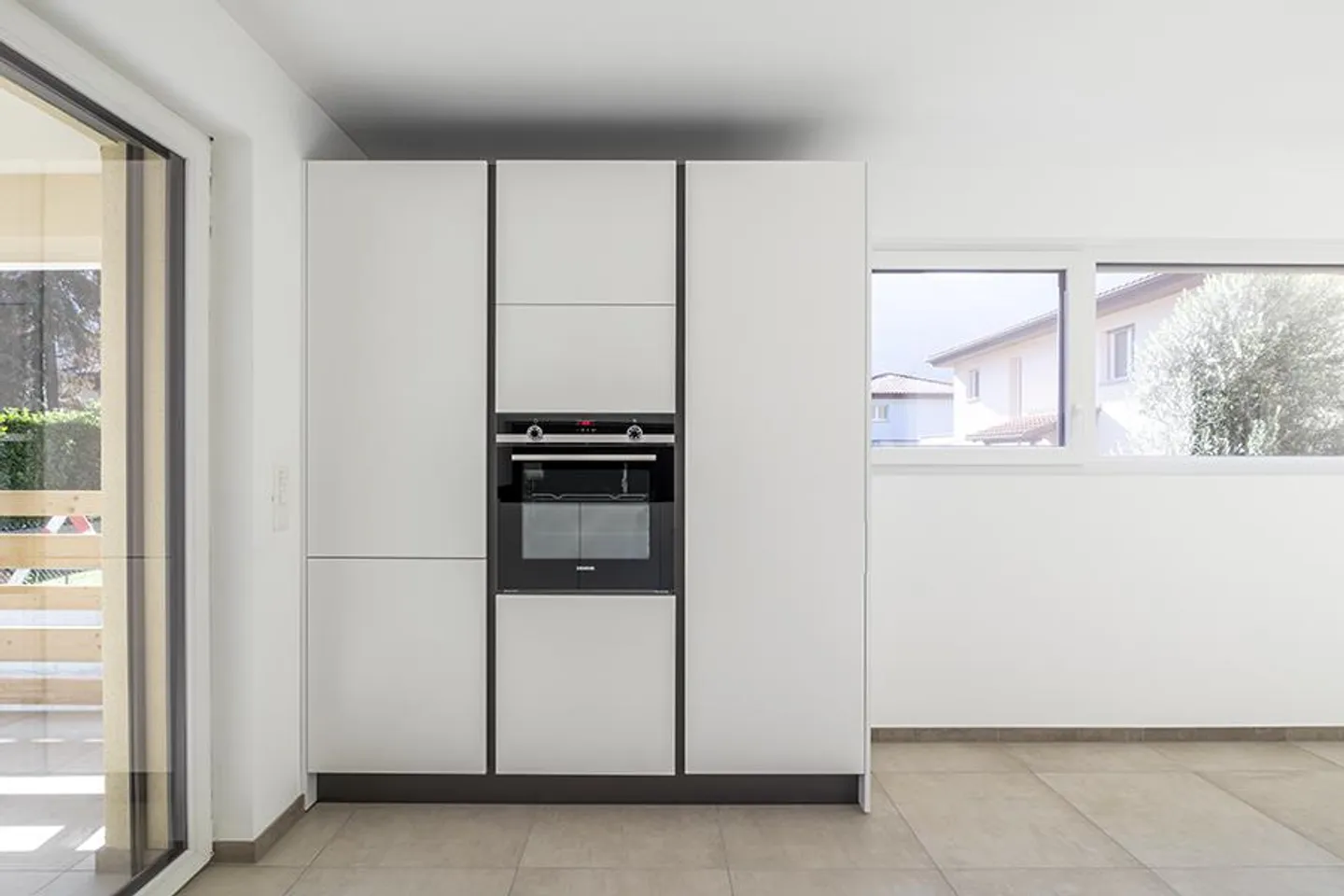 Appartamento moderno con giardino - Foto 5 di 17