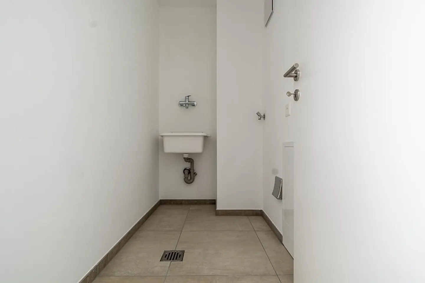 Appartamento moderno con giardino - Foto 17 di 17