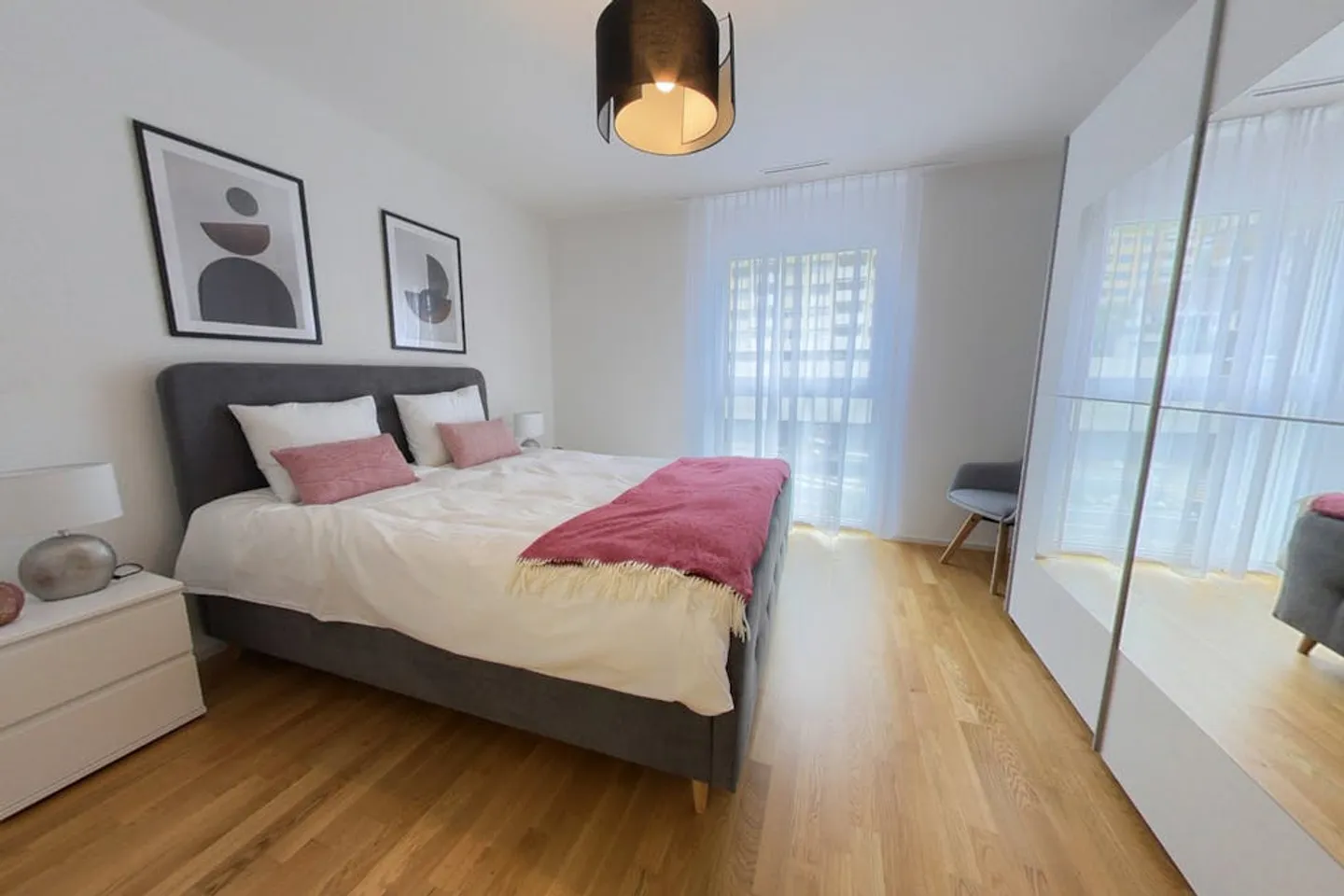 Apartment for rent - Photo 3 of 10