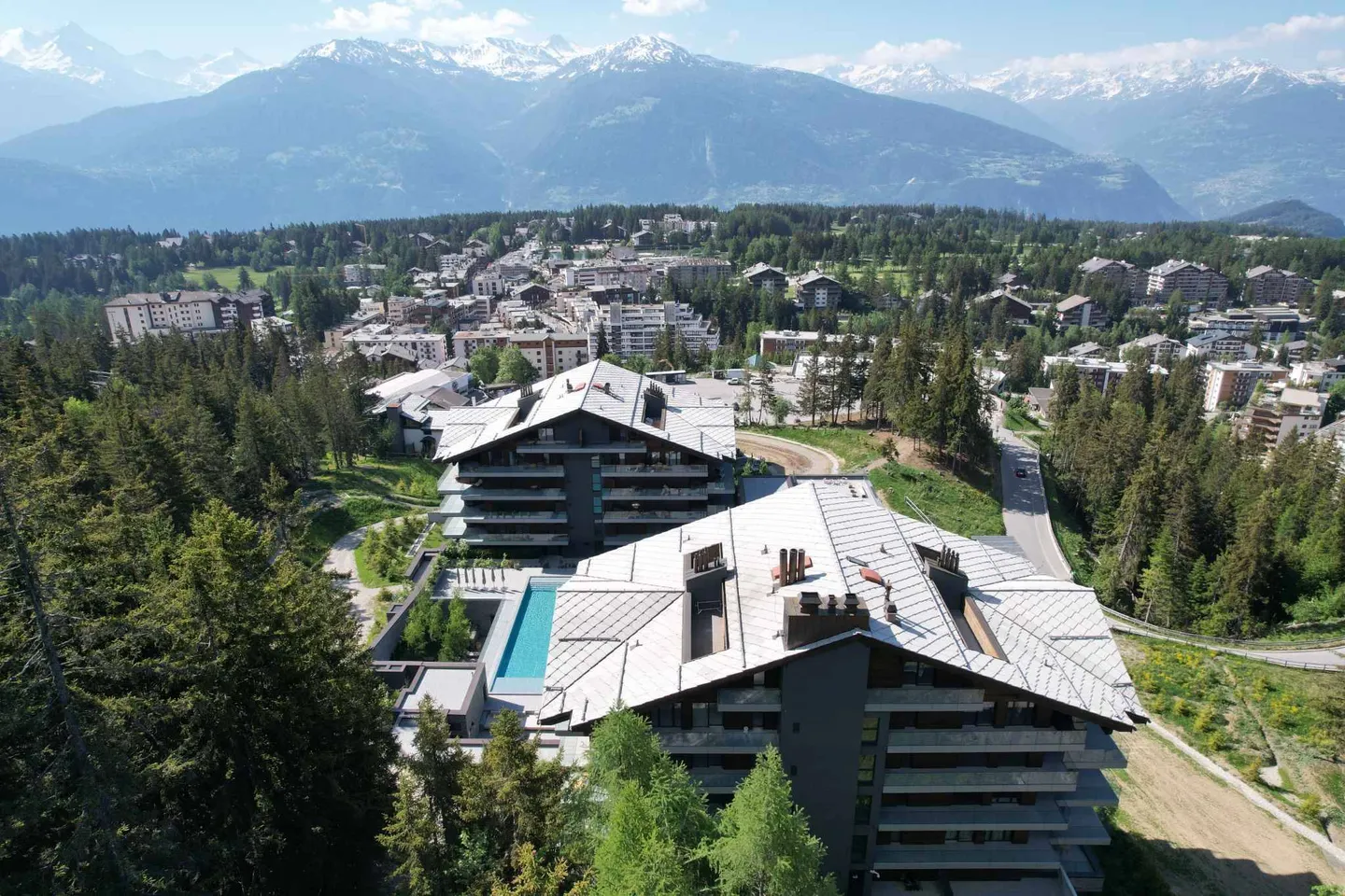 Exclusively - Six Senses Crans-Montana: Prestigious 4.5-room apartment - Photo 2 of 9