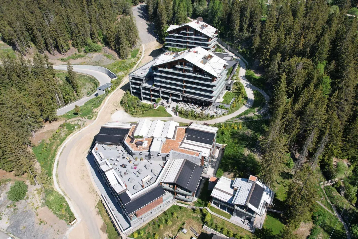 Exclusively - Six Senses Crans-Montana: Prestigious 4.5-room apartment - Photo 3 of 9