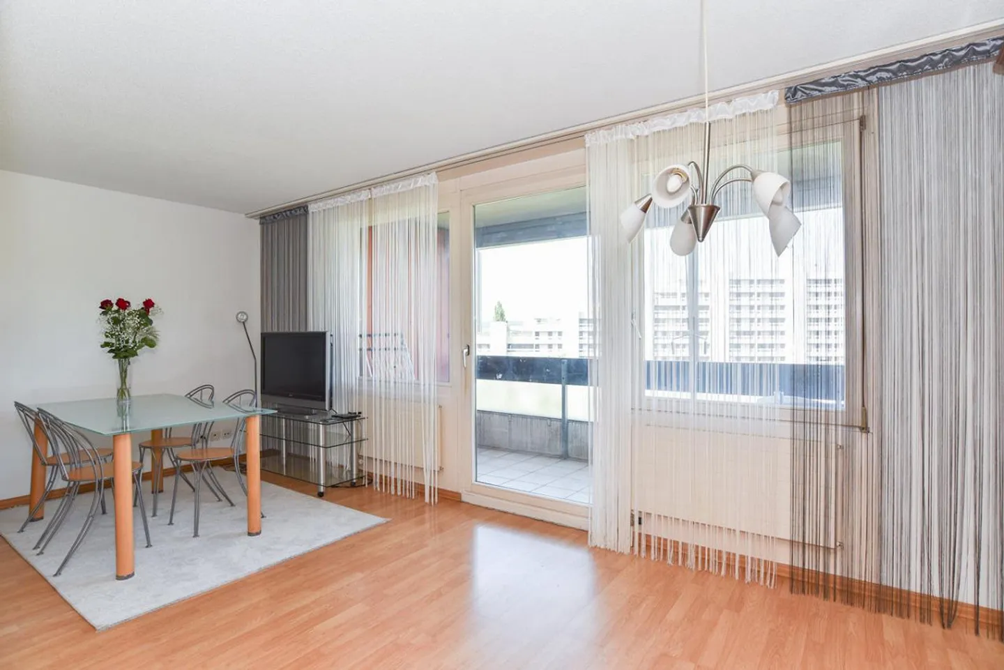 Well-maintained 3.5 room apartment in the popular Telli district - Photo 4 of 16