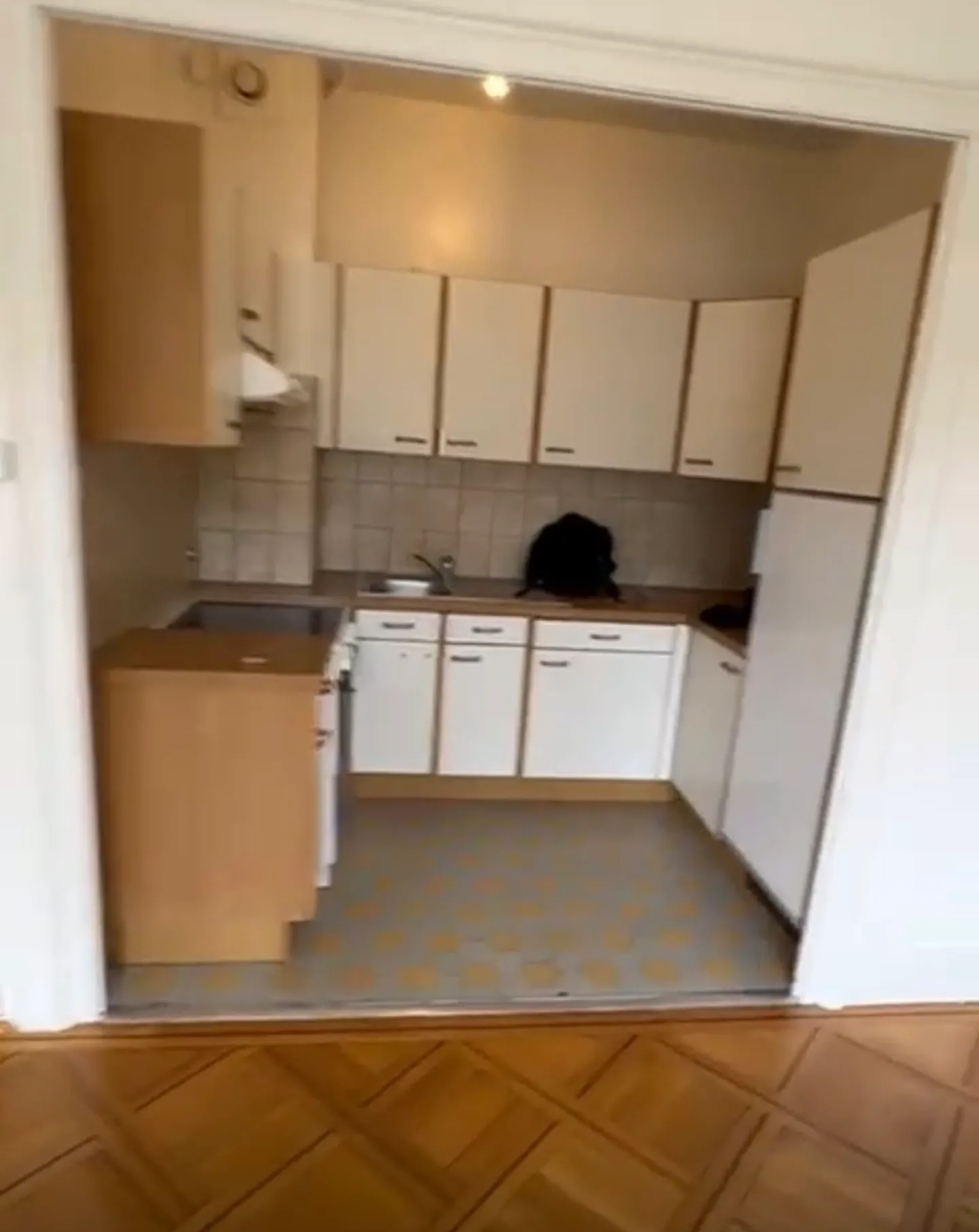 Akazie Schöne 2.5-Zimmer-Wohnung - Foto 2 von 4