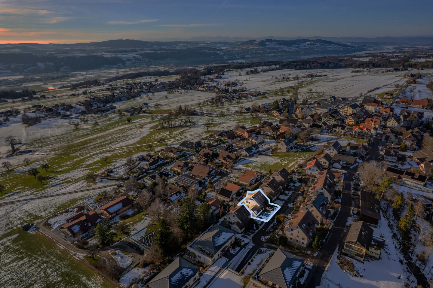 Maison individuelle spacieuse avec vue sur le lac de Baldegg - Photo 3 sur 23