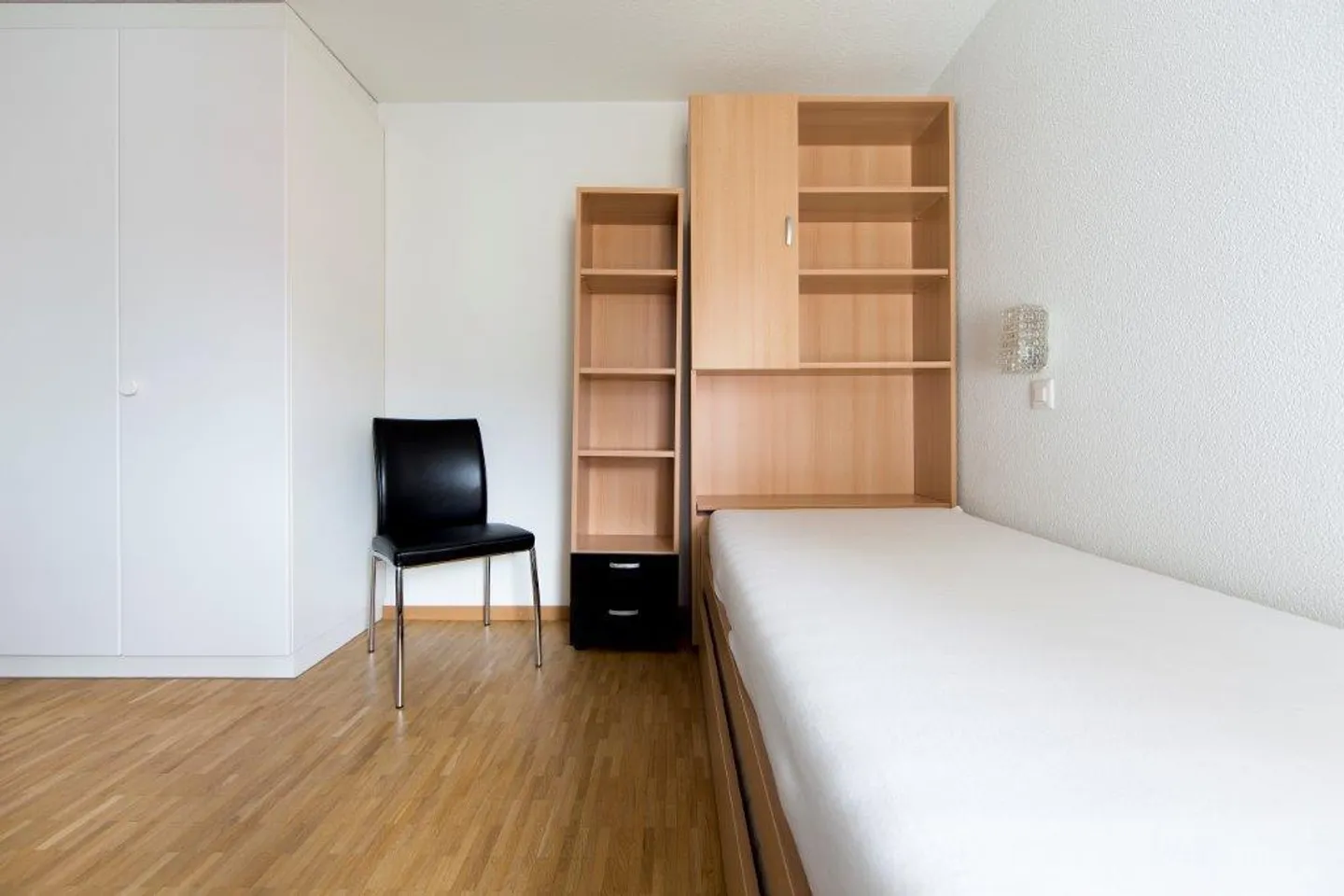 Appartement moderne meublé d'une chambre au 3ème étage - Photo 6 sur 7