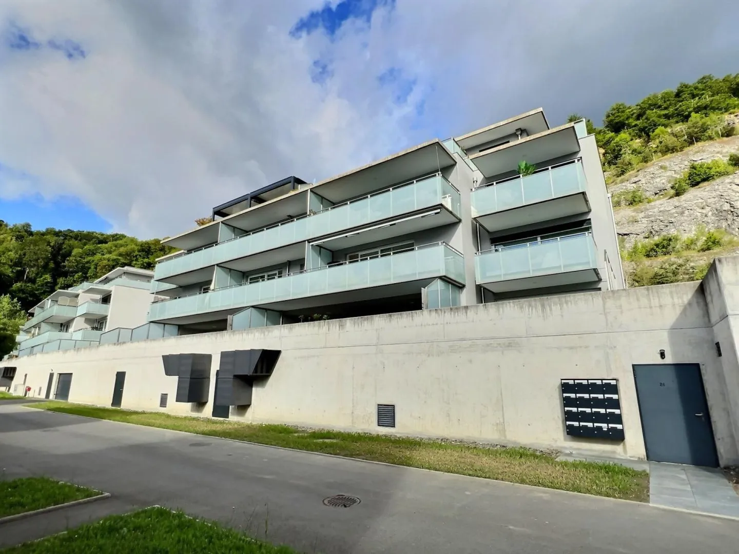 3.5 Room Apartment in Monthey - Photo 14 of 15