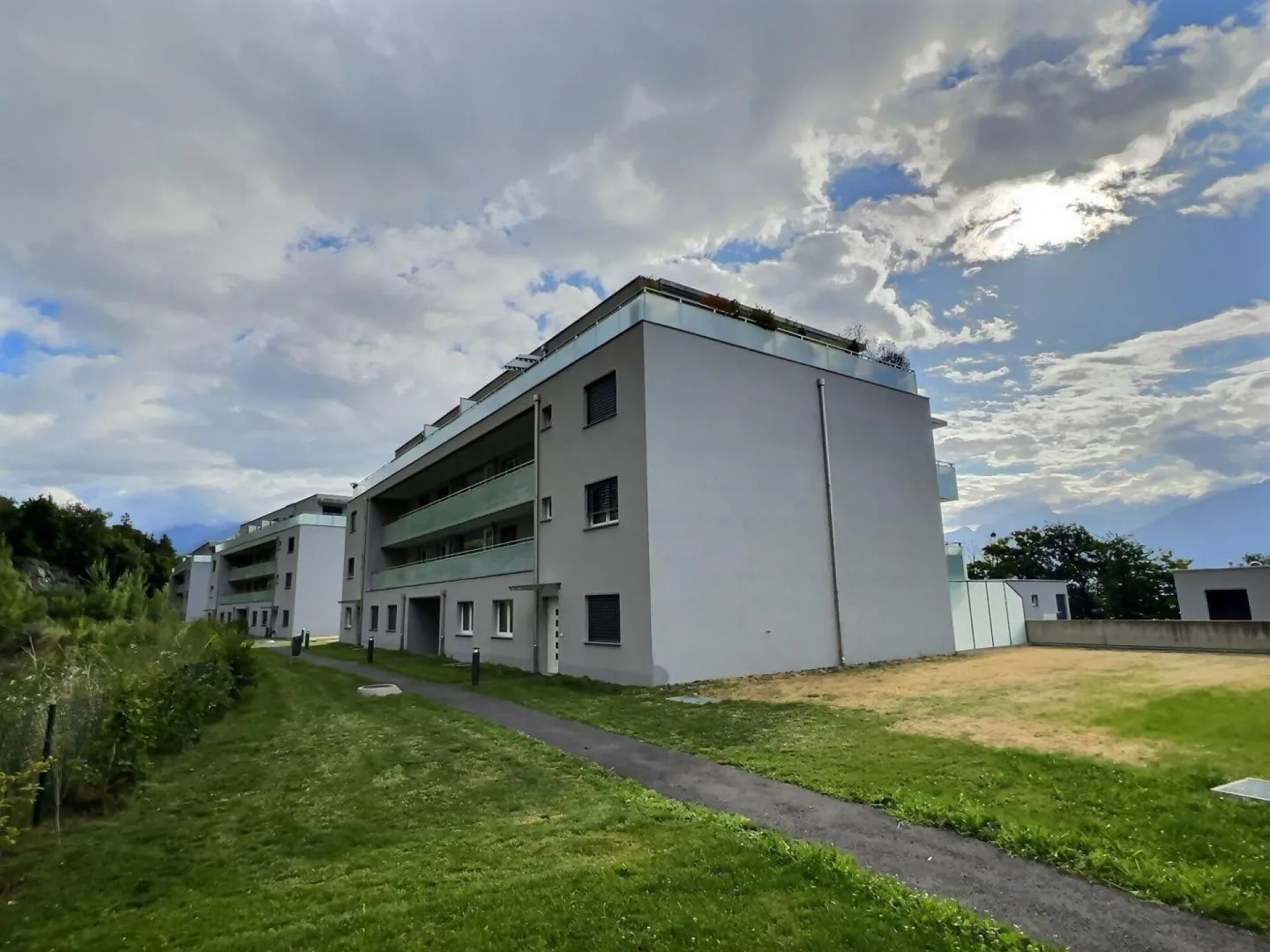 3.5 Room Apartment in Monthey - Photo 15 of 15
