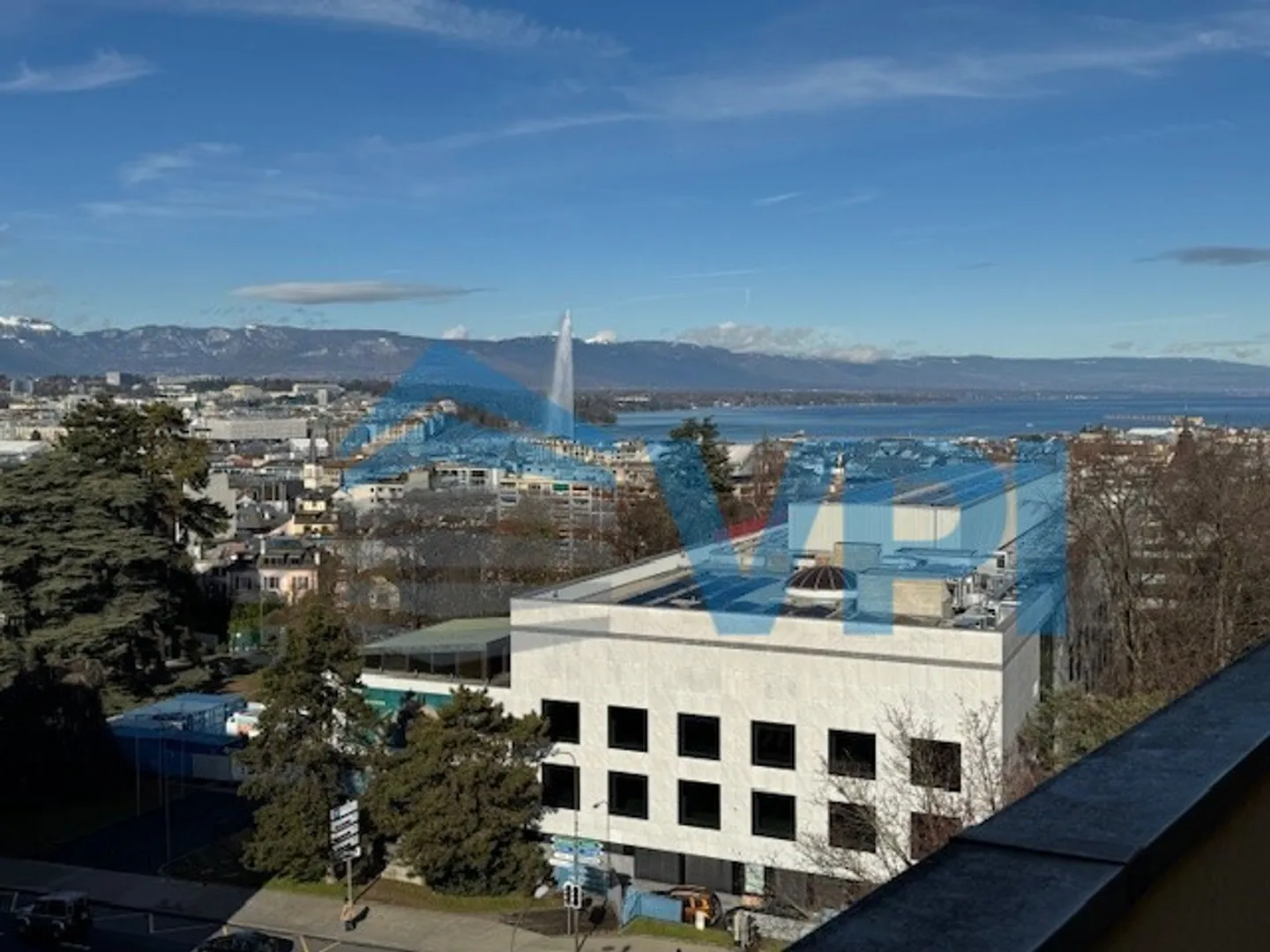 Schöne 4-Zimmer-Wohnung mit Blick auf den Jet d'Eau - Foto 2 von 10