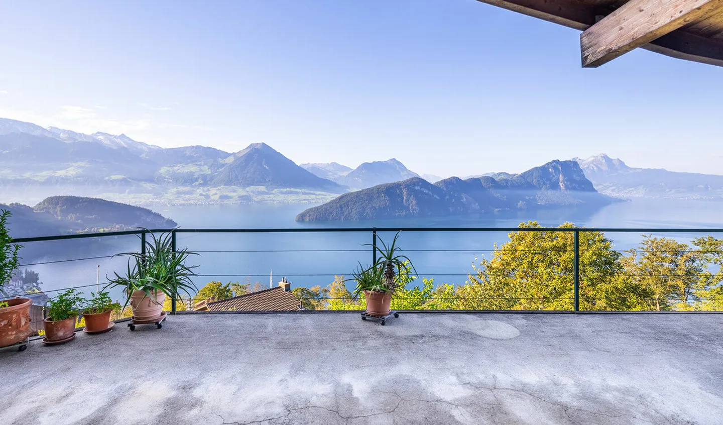 Charmantes Chalet mit Traumhaftem Blick - Foto 2 von 13