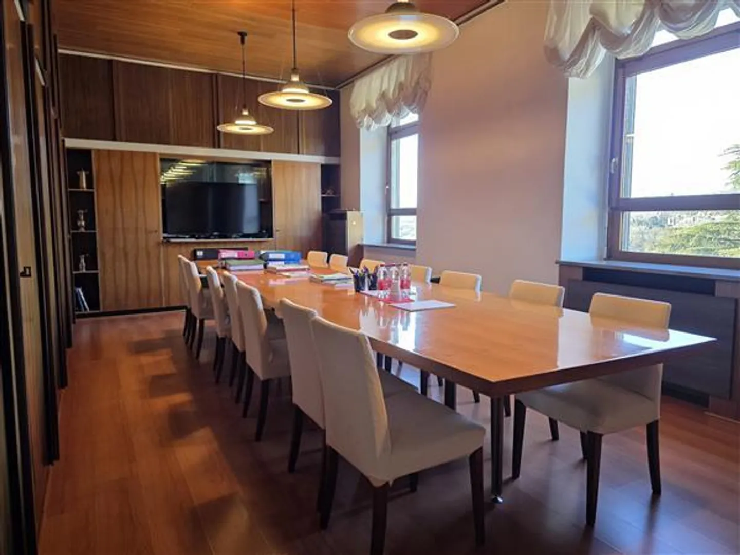 Mendrisio: Office 4.5 Rooms - Photo 1 of 12