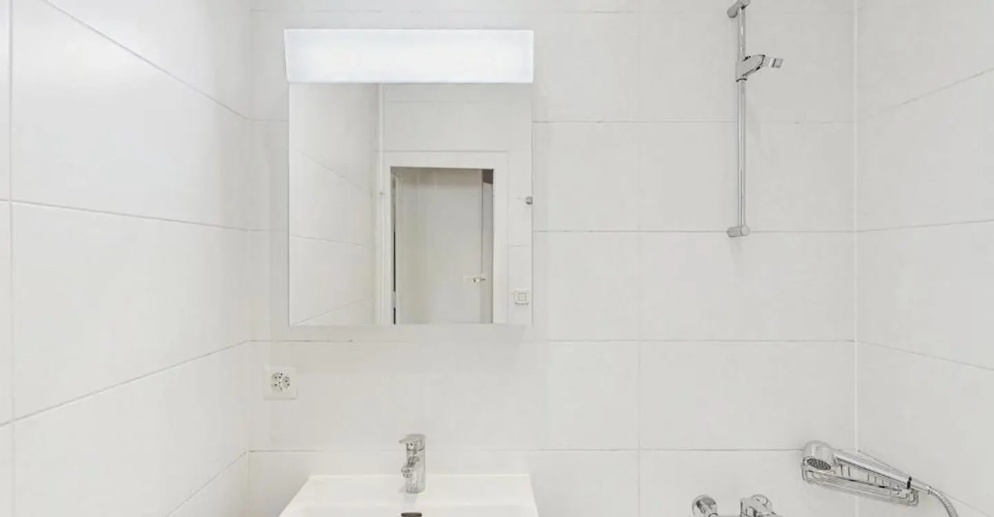 A beautiful apartment in the Plainpalais district! - Photo 9 of 10