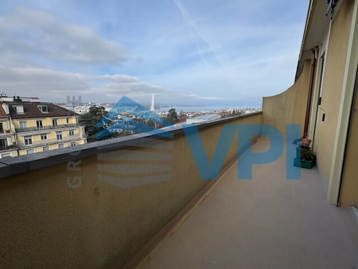 Schöne 4-Zimmer-Wohnung mit Blick auf den Jet d'Eau - Foto 10 von 10