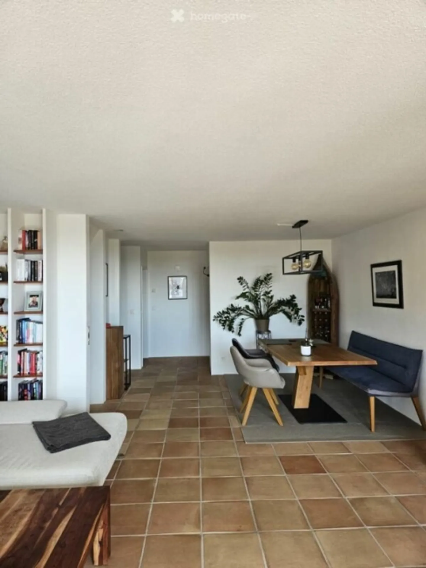 Semi-detached house for rent - Photo 3 of 4