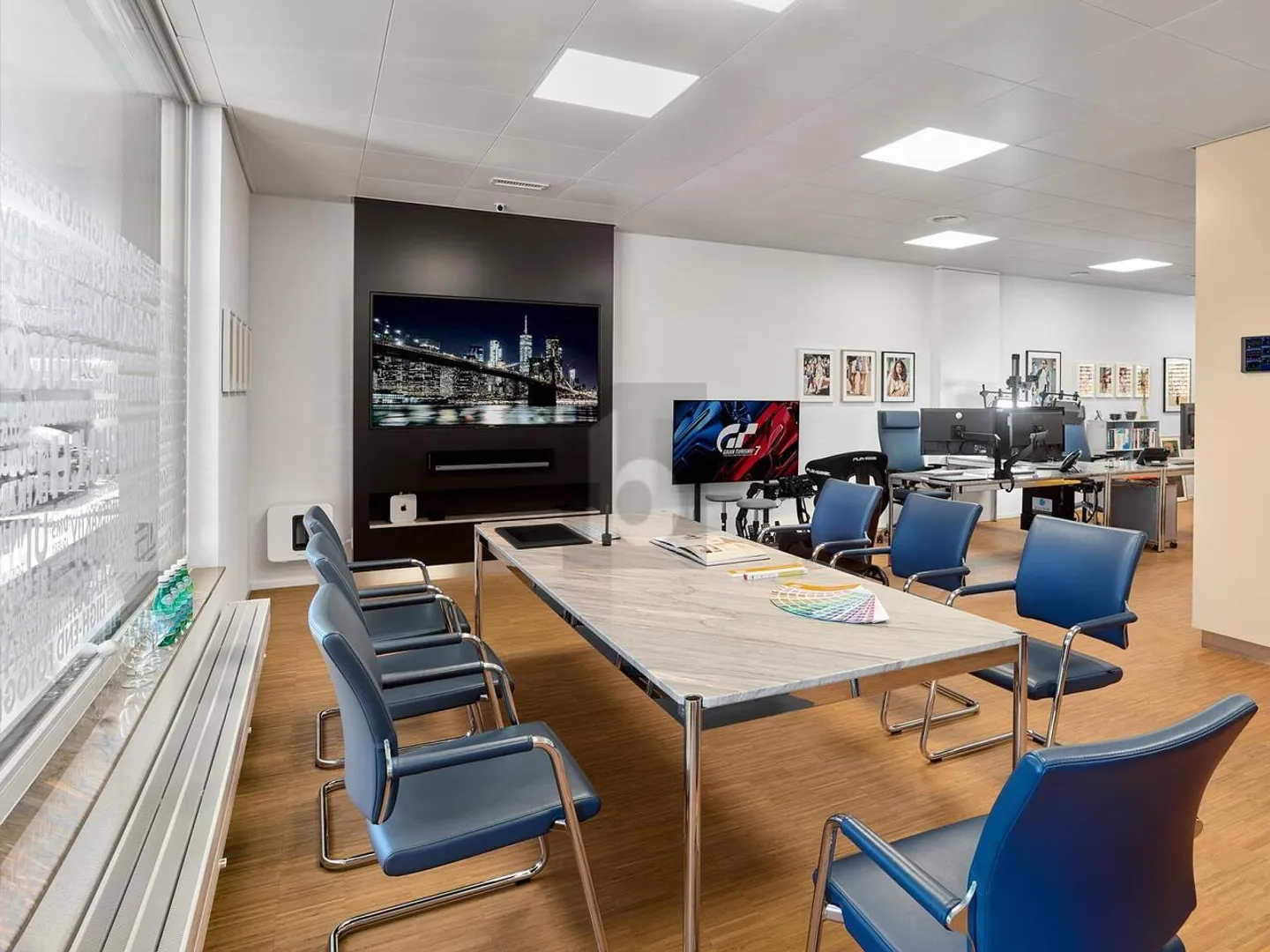 «TOP AUSGESTATTET MIT STIL, TECHNIK UND STUDIO» - Foto 1 von 6