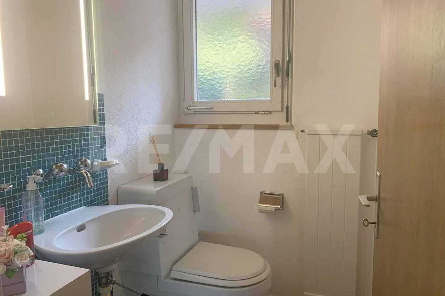 Villa individuelle de 7,5 pièces avec piscine, réserve foncière dans un emplacement unique - Photo 11 sur 12
