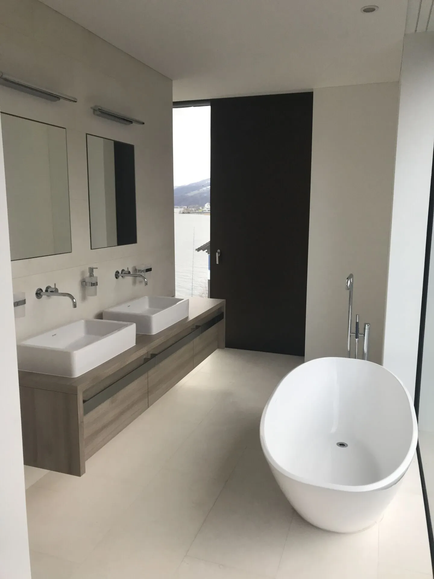 Peninsula Beach House - Lusso puro sul Lago di Zurigo - Foto 5 di 7