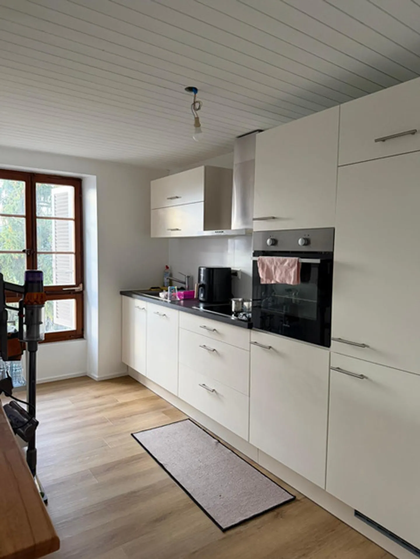 Incantevole appartamento luminoso di 4 stanze all'ultimo piano - Vista mozzafiato - Foto 3 di 9