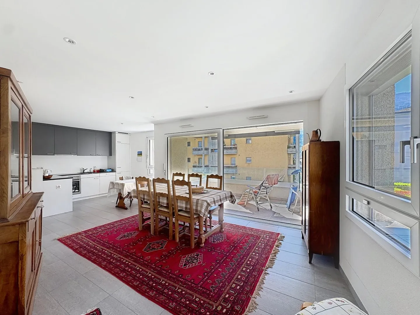 Charming Apartment in Sion - Photo 4 of 9