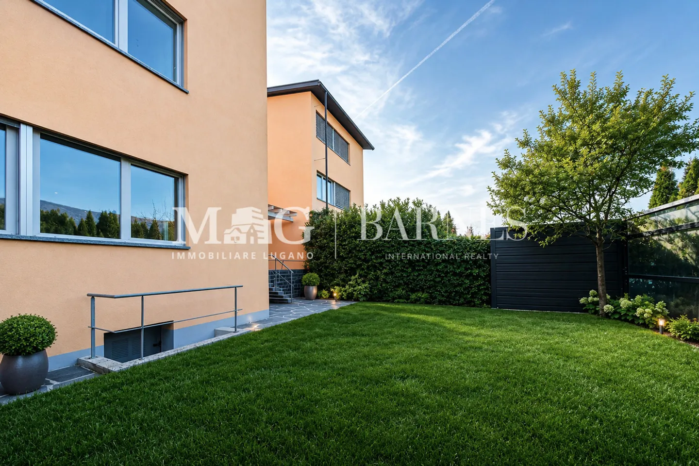 Lugano, Vezia : Grande maison de 7,5 pièces avec jardin - 250 m² - Photo 3 sur 15