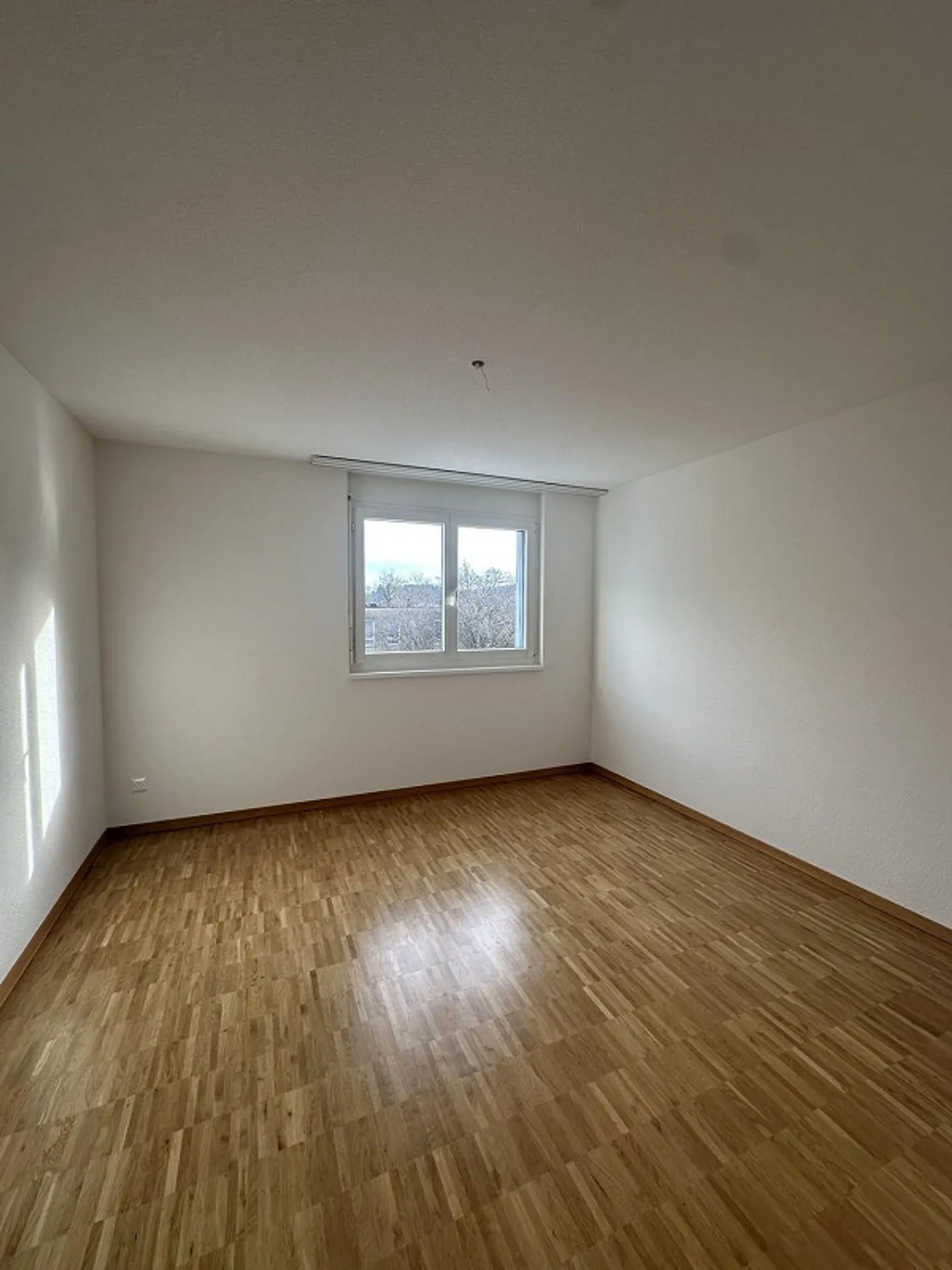 Ampio appartamento attico di 5.5 stanze a Langenthal - Foto 6 di 11