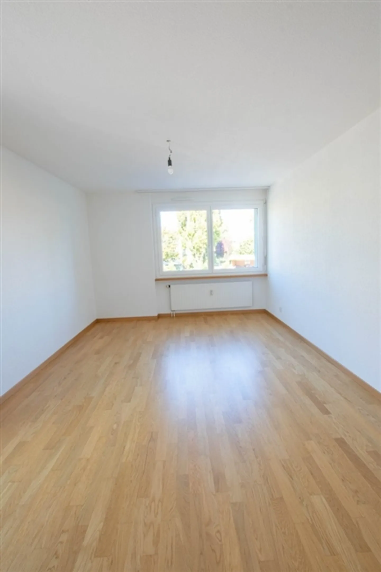 Ampio appartamento di 3,5 locali a Belp - Foto 7 di 9