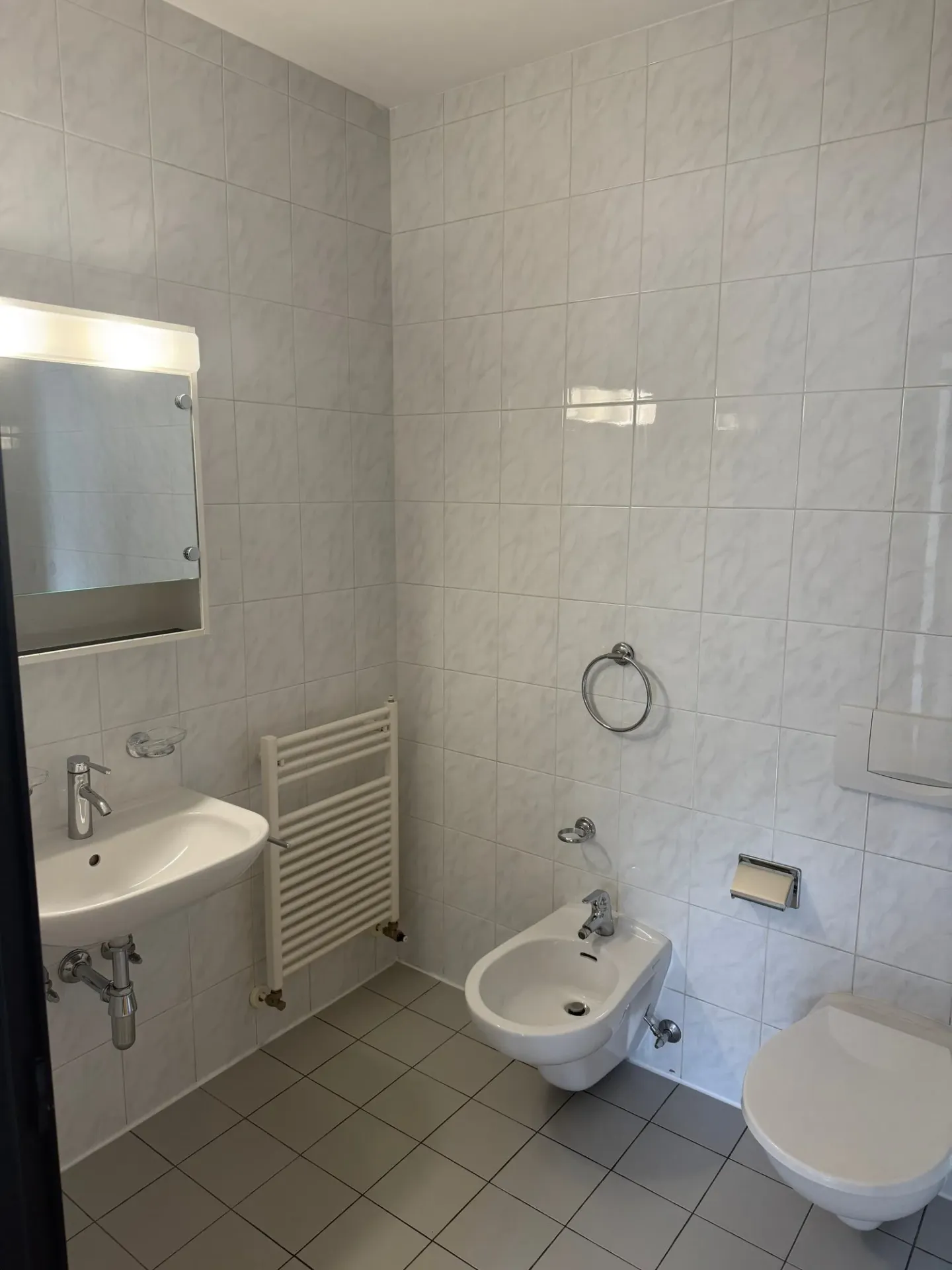 LAMONE - À LOUER APPARTEMENT DE 4.5 PIÈCES - Photo 8 sur 10