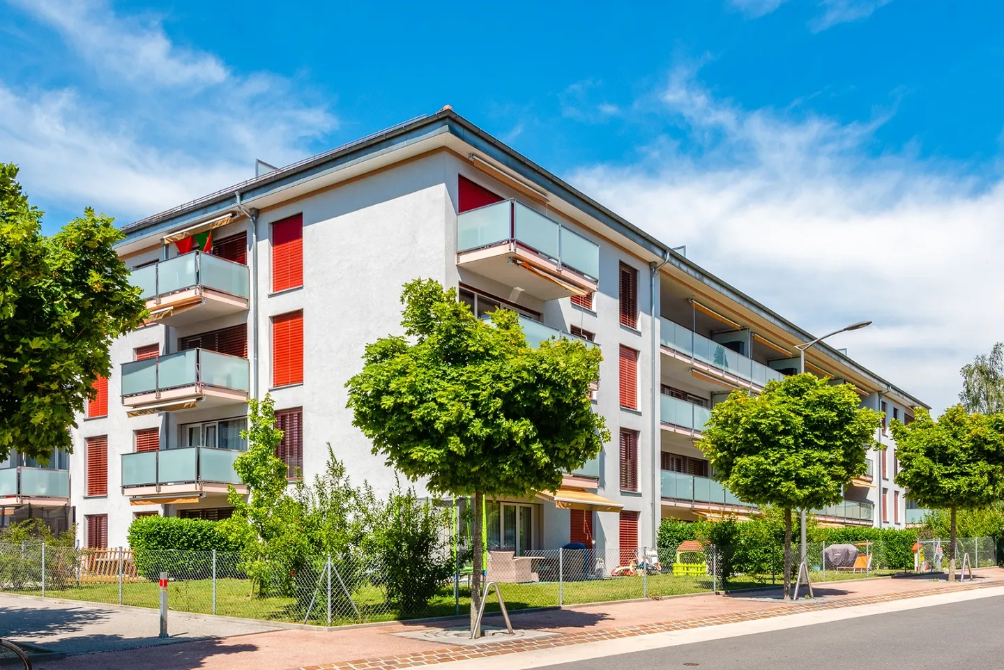 Schöne Wohnung mit Terrasse und Mietgarantie angeboten - Foto 1 von 2