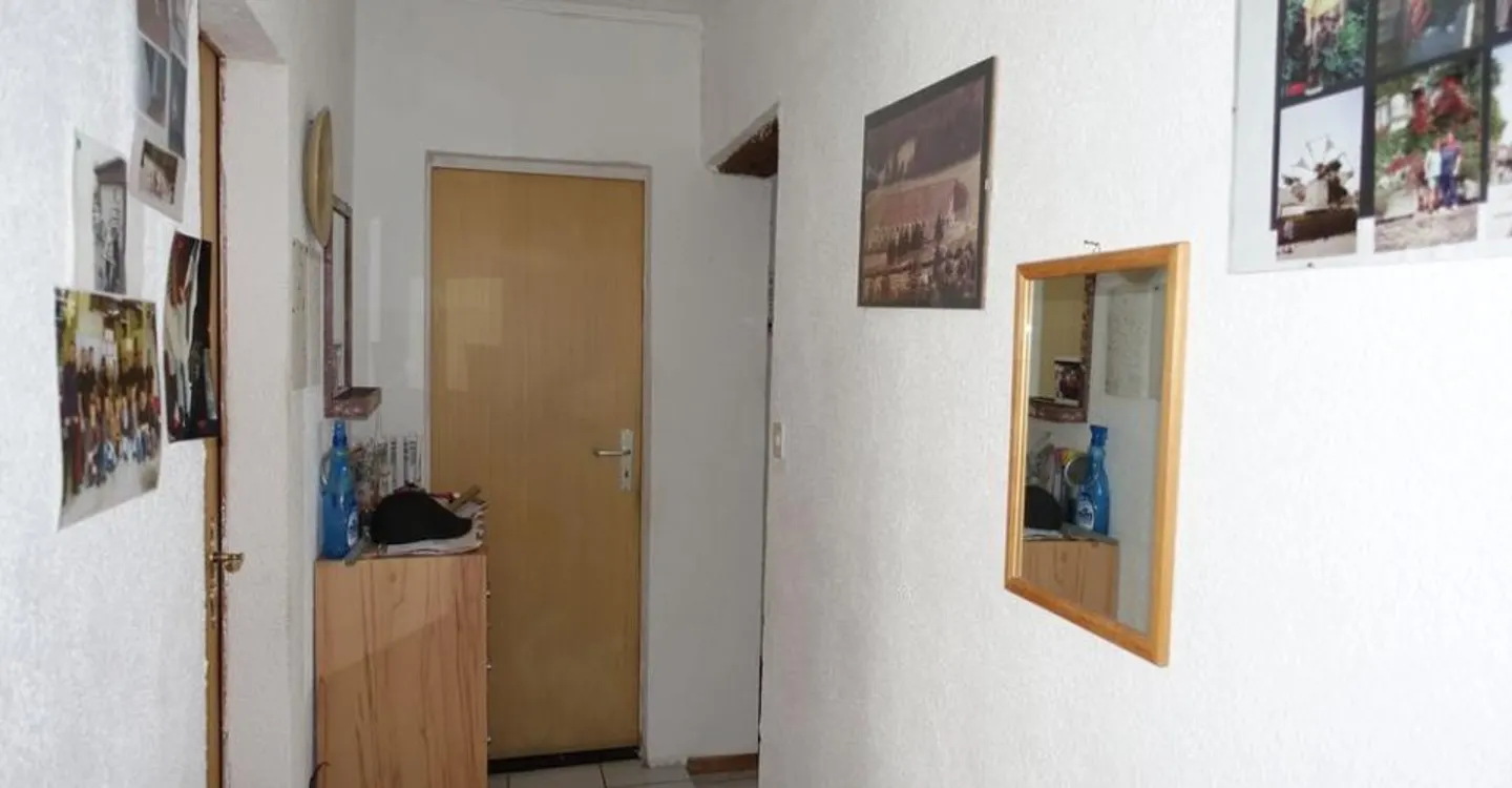 Tramelan - Familienhaus mit 2 Wohnungen mit 3,5 Zimmern und Duplex mit 4,5 Zimmern - Foto 6 von 16