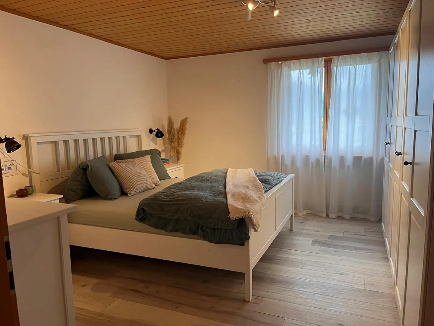 Geräumige Wohnung mit Balkon - Foto 6 von 10