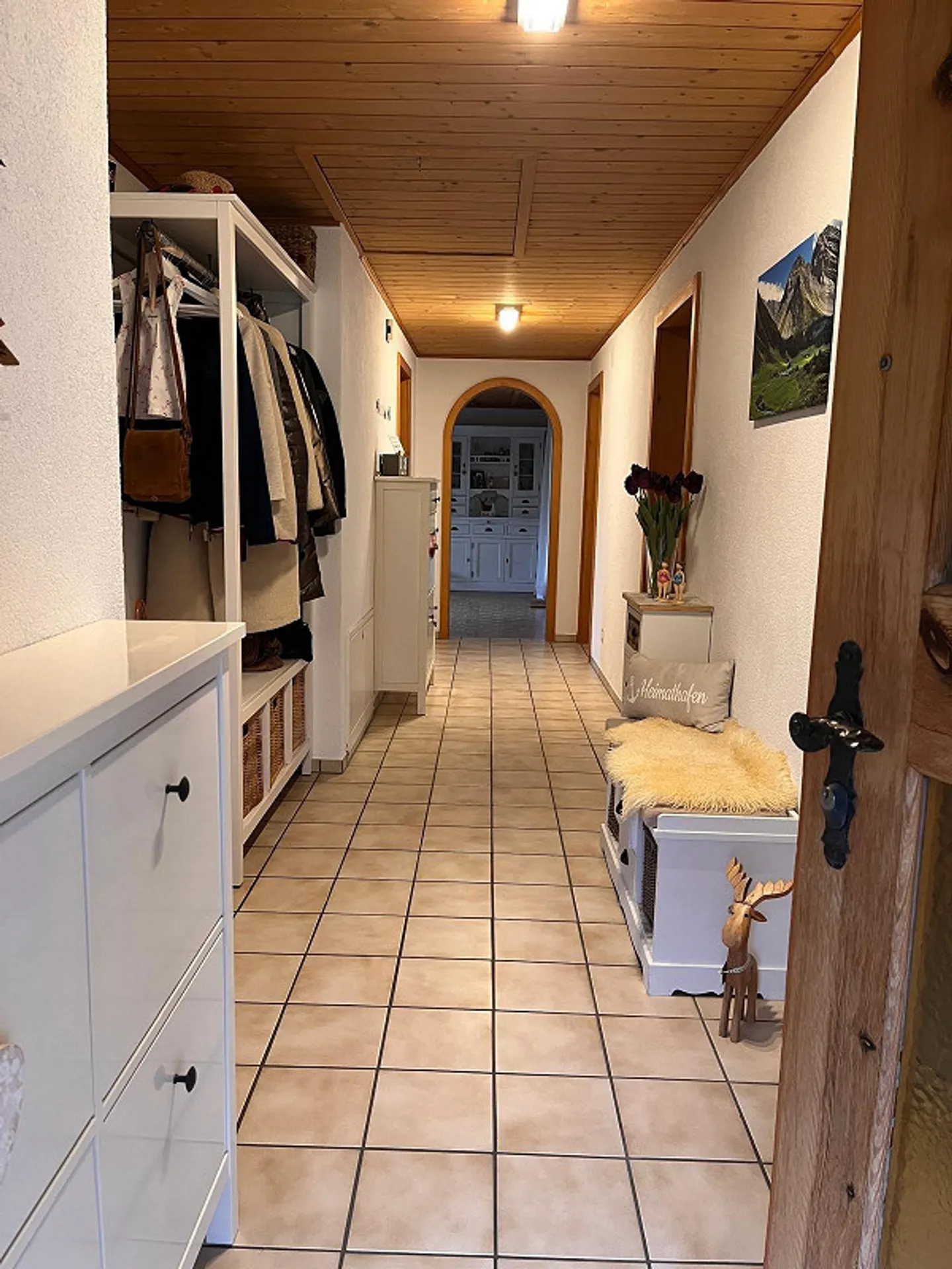 Geräumige Wohnung mit Balkon - Foto 8 von 10