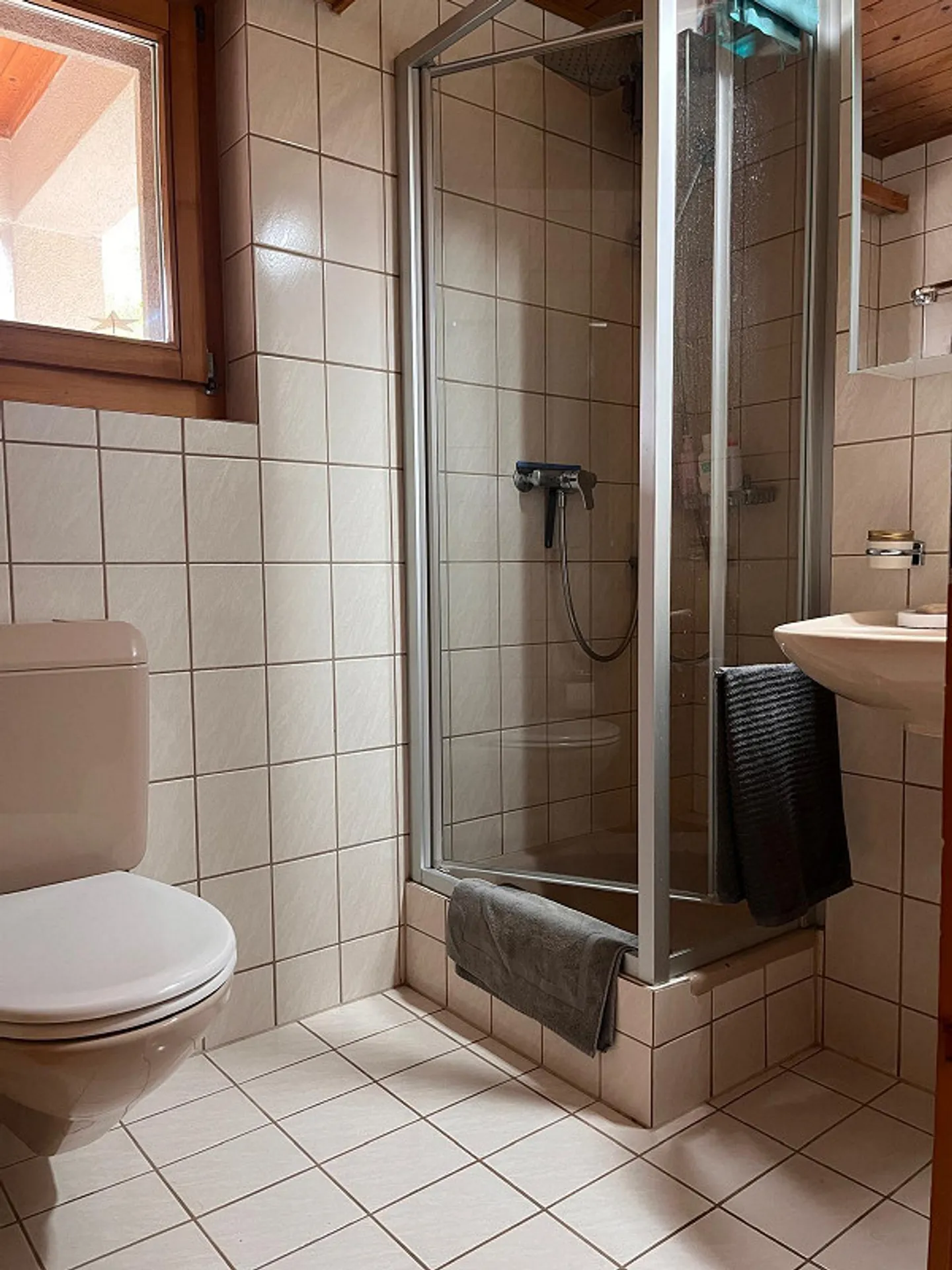 Geräumige Wohnung mit Balkon - Foto 10 von 10