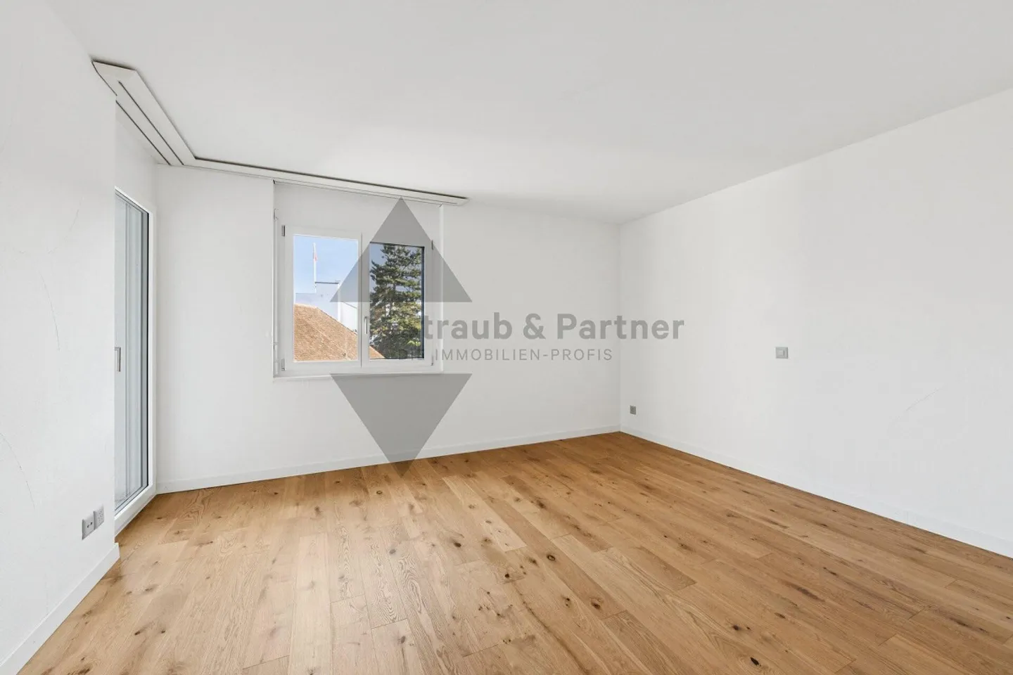 APPARTEMENT SPACIEUX, FAMILIAL ET LUMINEUX AVEC VUE SUR LE HALLWILERSEE SUPÉRIEUR - Photo 9 sur 13