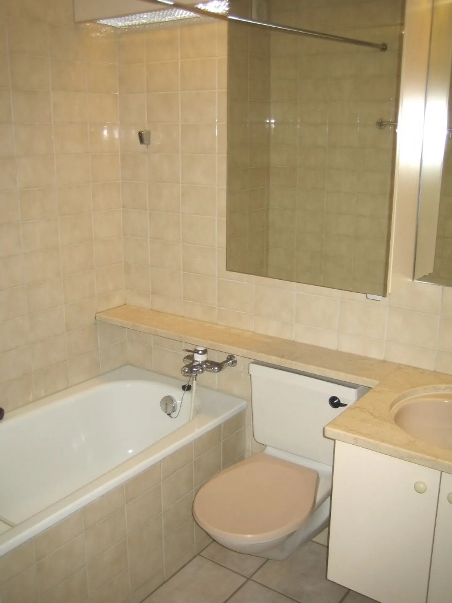 Appartement à louer - Photo 5 sur 7