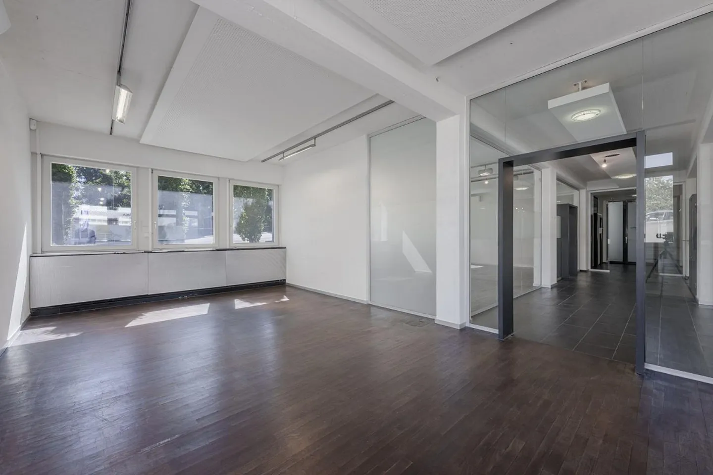 Geräumige Büro- & Ausstellungsfläche - Foto 5 von 11