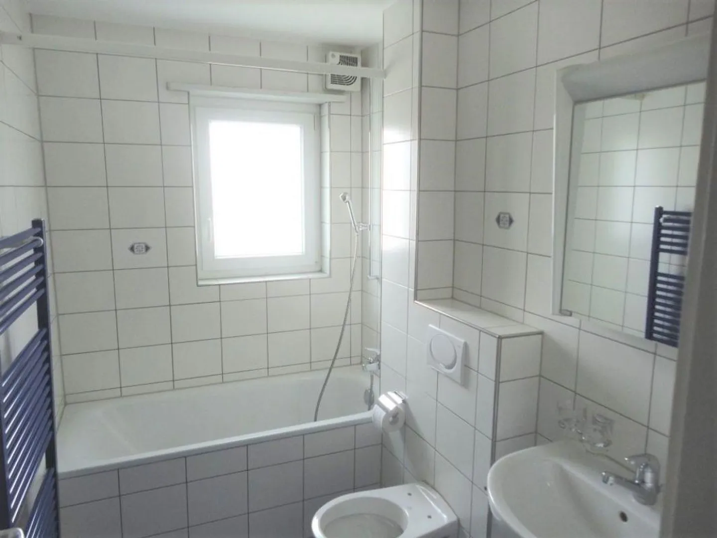 Appartamento 4 locali con grande balcone - Foto 4 di 12
