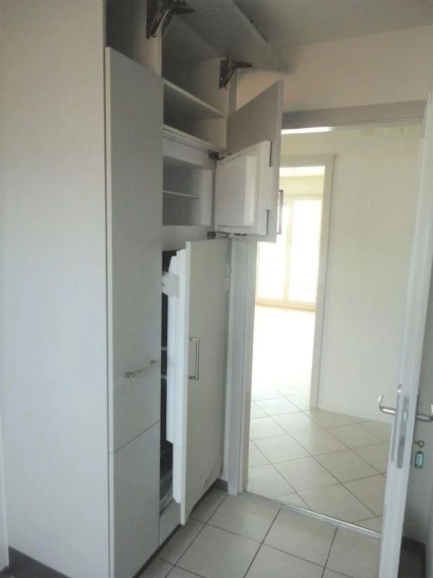 Appartamento 4 locali con grande balcone - Foto 8 di 12