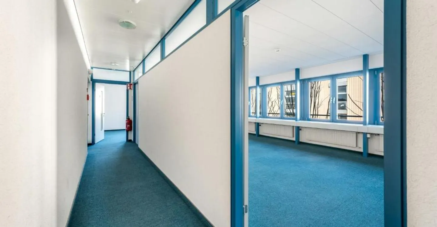 Jusqu'à 20 000 m² d'espaces de stockage et de logistique attractifs disponibles à partir de 2028 - Photo 10 sur 13