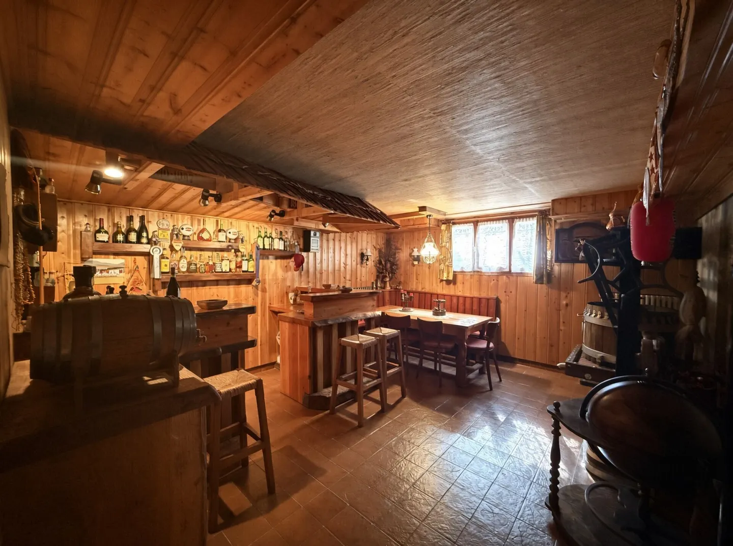Spacious architect-designed villa on a large plot of 2,857 m2 - Photo 19 of 19