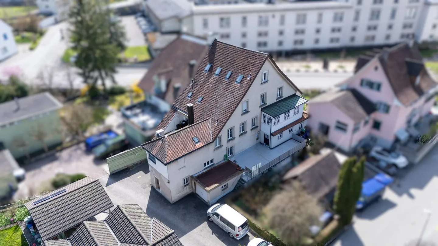 Doppia Opportunità: Due Ampi Appartamenti di 5 Stanze - Foto 1 di 9