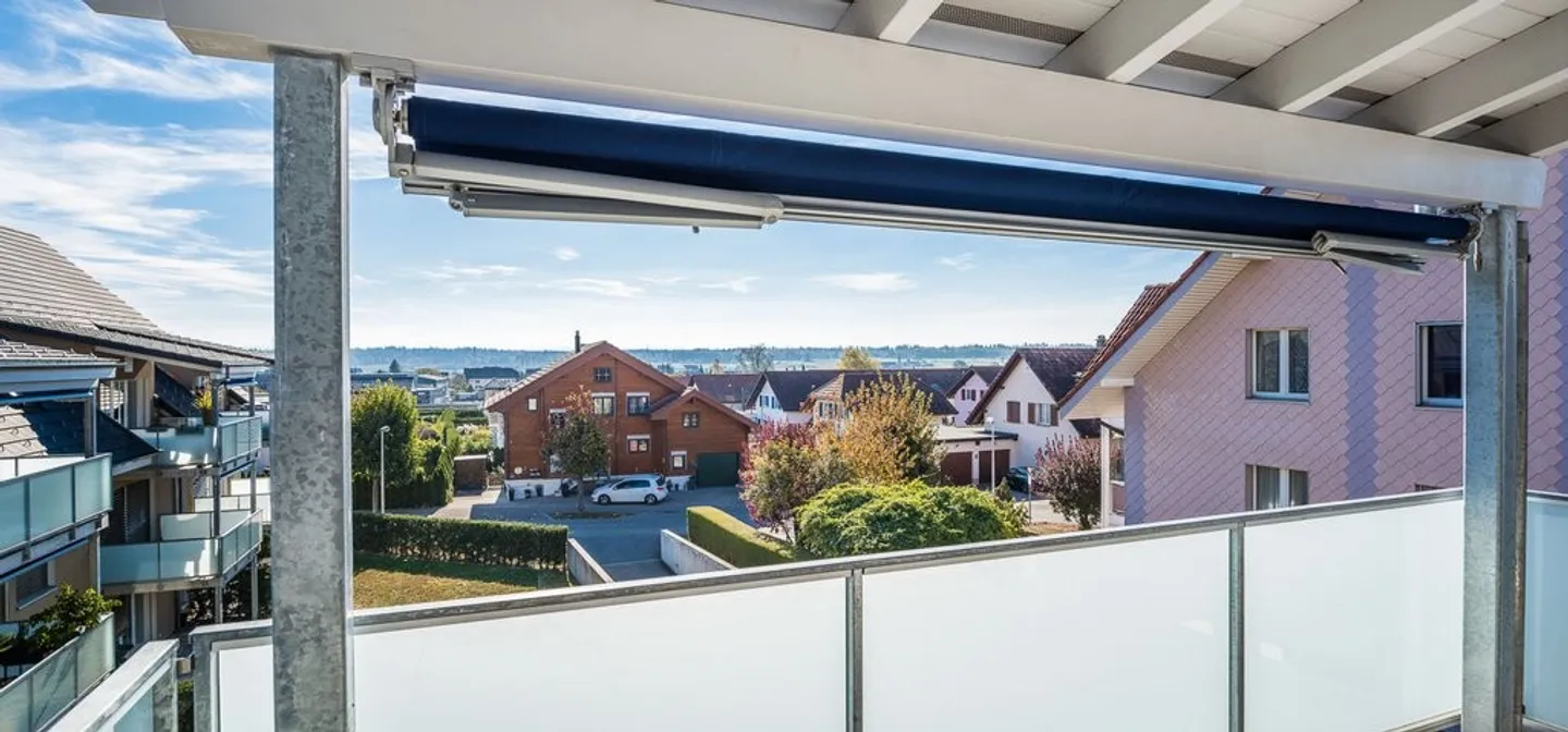 Moderno appartamento mansardato di 4,5 locali con balcone e torre di lavaggio - Foto 10 di 12