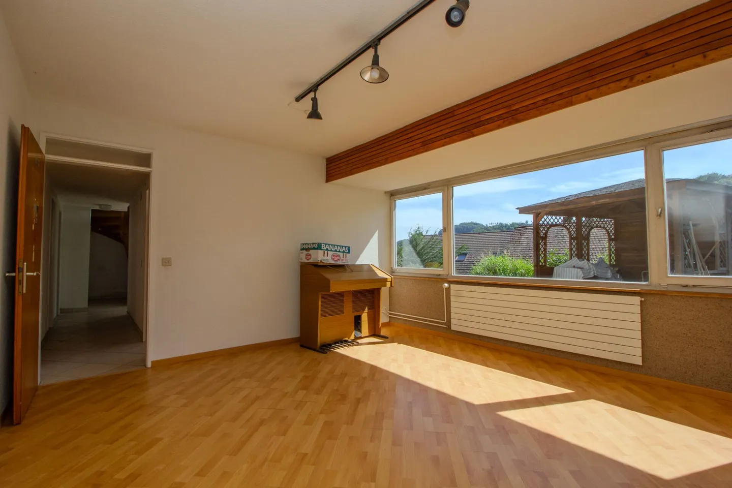 Grande casa per tutta la famiglia nel centro del villaggio - Foto 9 di 23