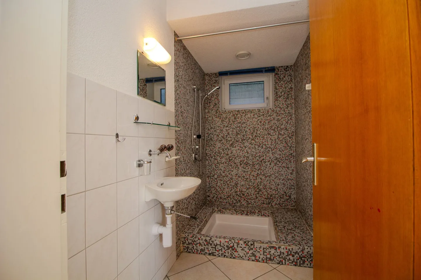 Grande casa per tutta la famiglia nel centro del villaggio - Foto 10 di 23