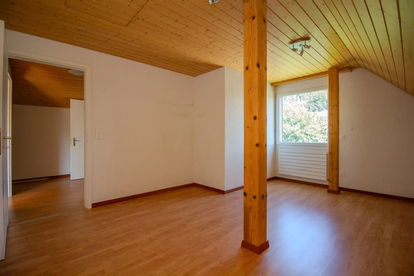 Grande casa per tutta la famiglia nel centro del villaggio - Foto 18 di 23