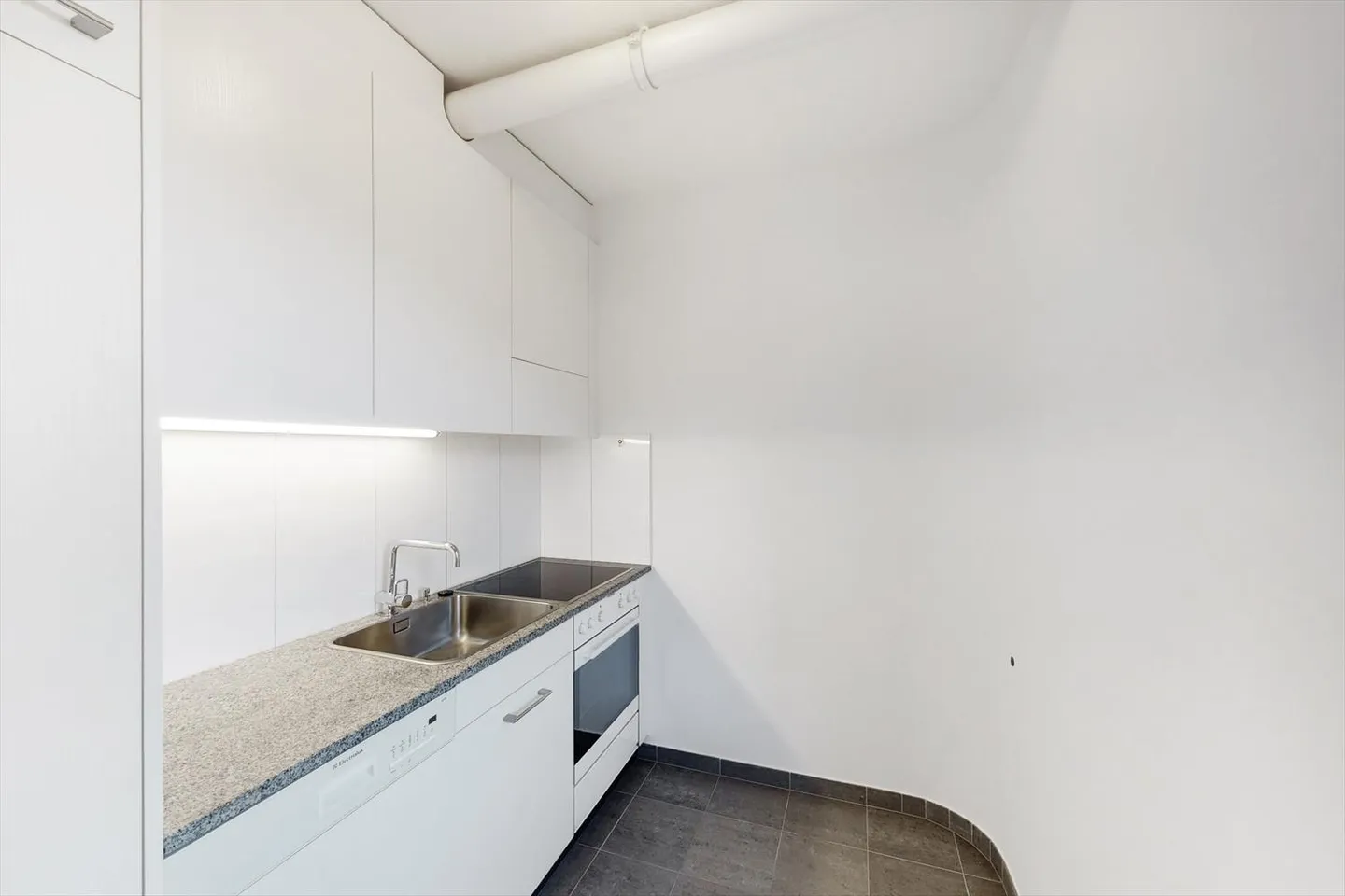 «Spazioso e luminoso 1.5 locali immerso nel verde» - Foto 5 di 7