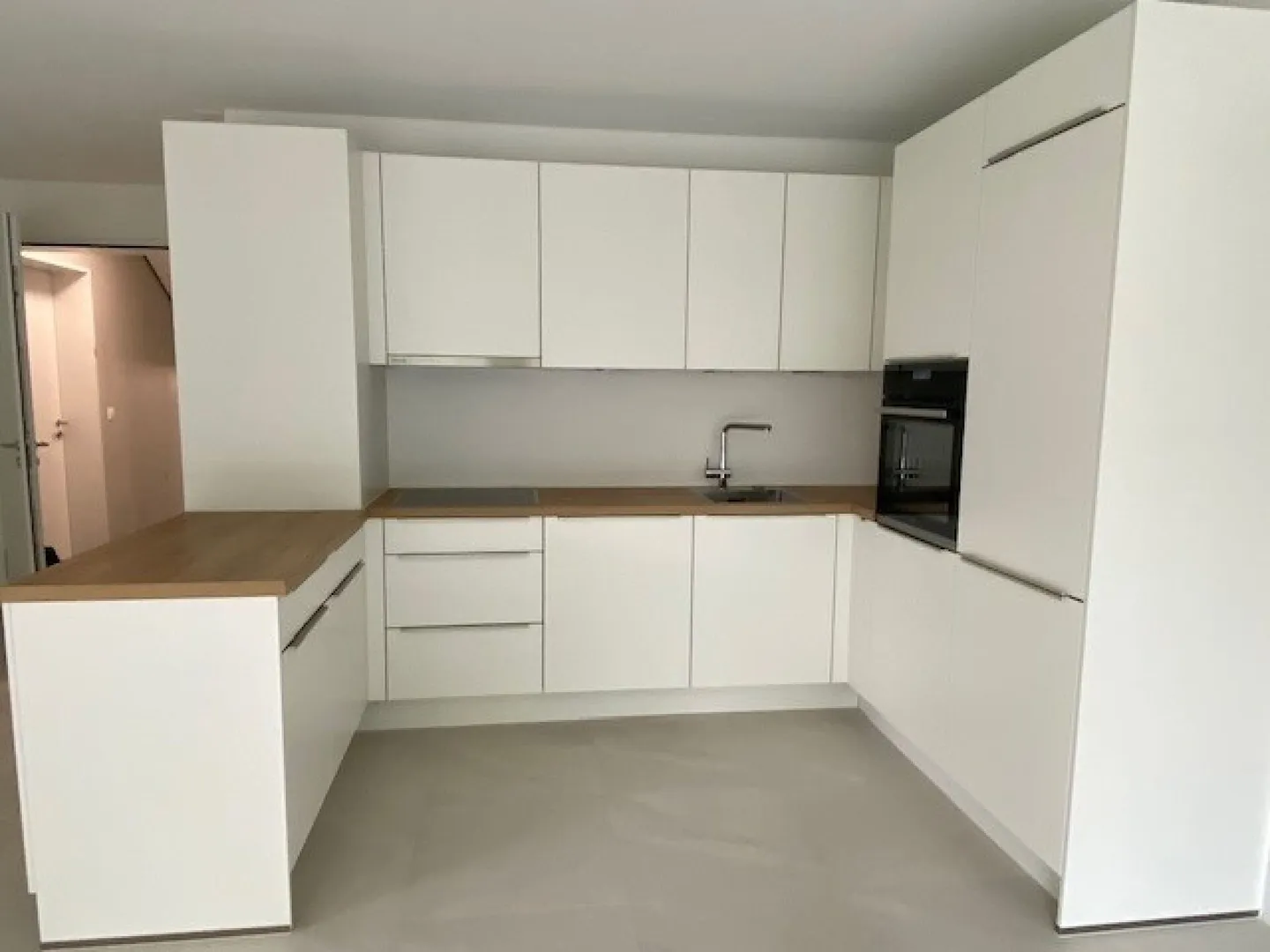 FIRST RENTAL - ZentrumSeon² - Photo 3 of 11