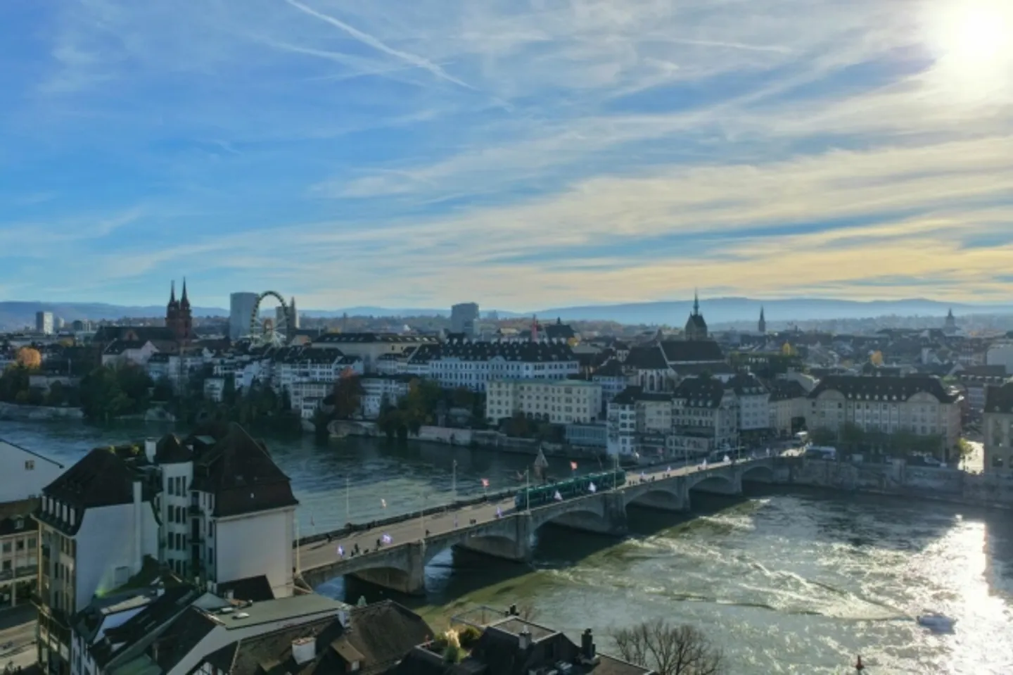 Charming Maisonette Apartment in a Popular Location by the Rhine - Photo 3 of 11