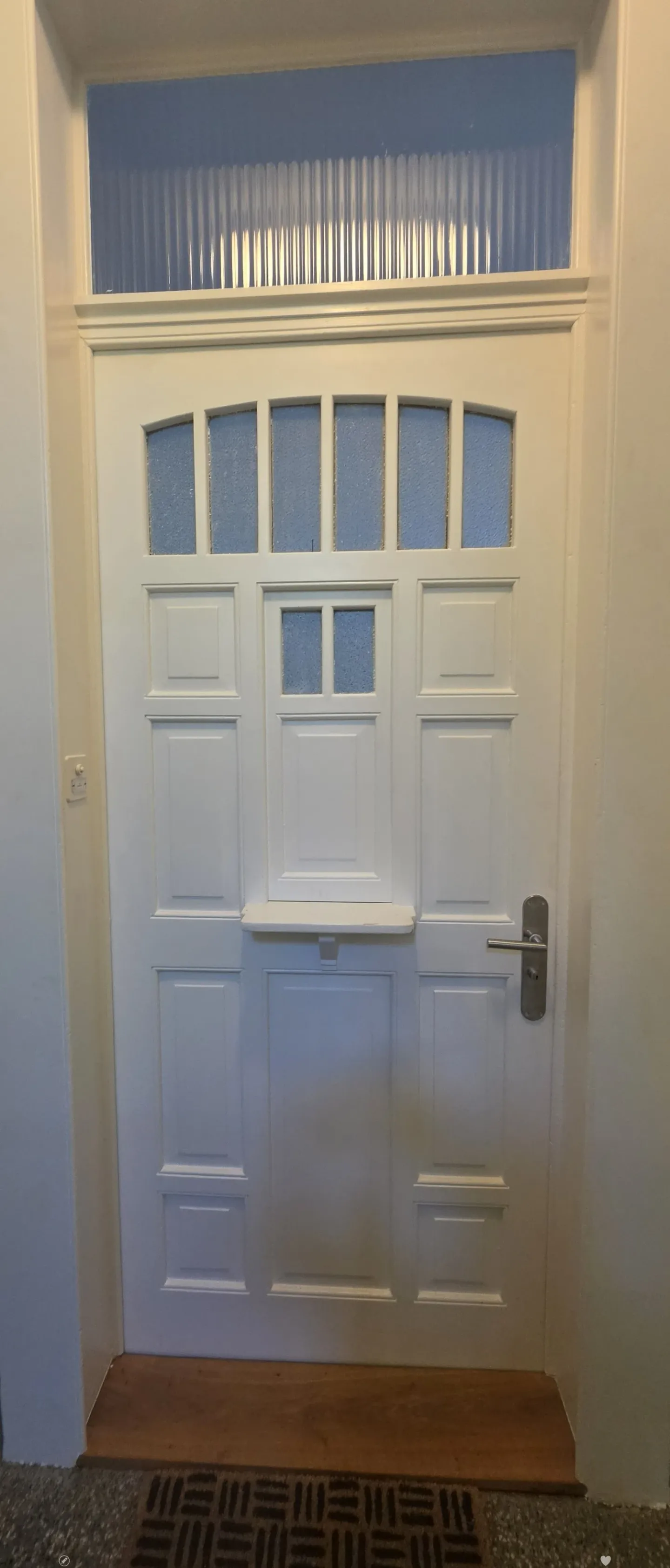 Appartement 4 pièces avec 3 balcons et hauts plafonds - Photo 2 sur 23