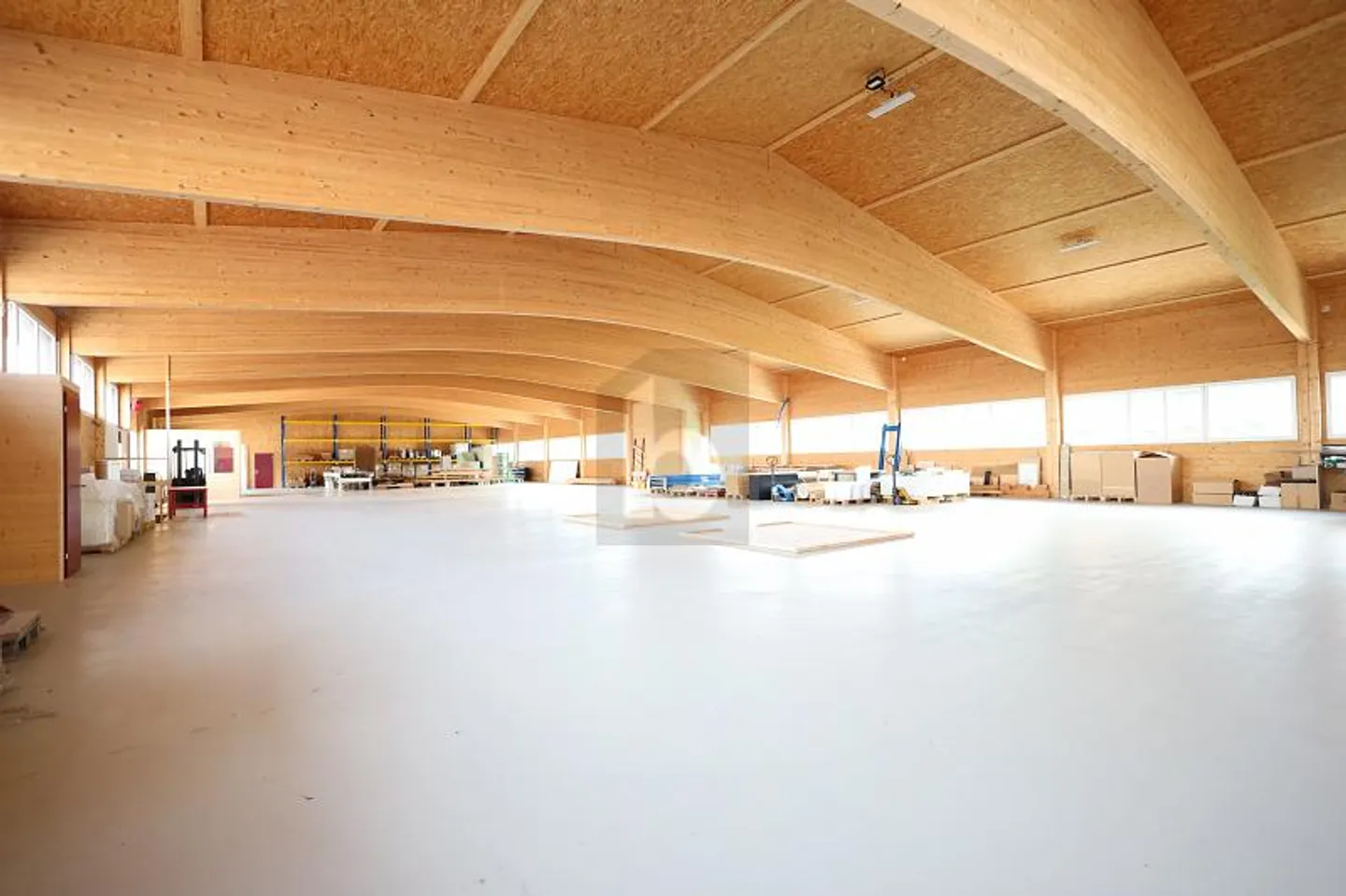 Modern Production Facility - Photo 2 of 6