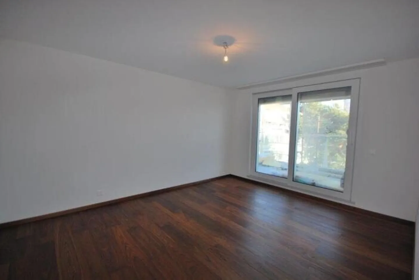 Magnificent apartment in a prestigious building - Elysée district! - Photo 4 of 5